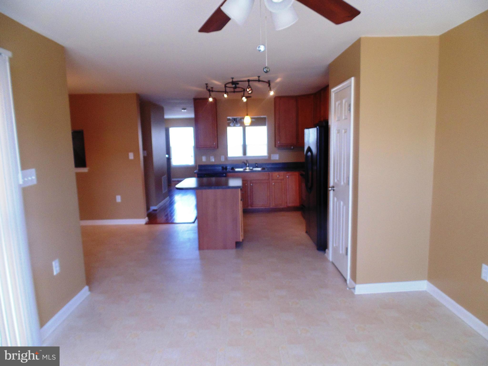 MANOR PARK - Residential Lease