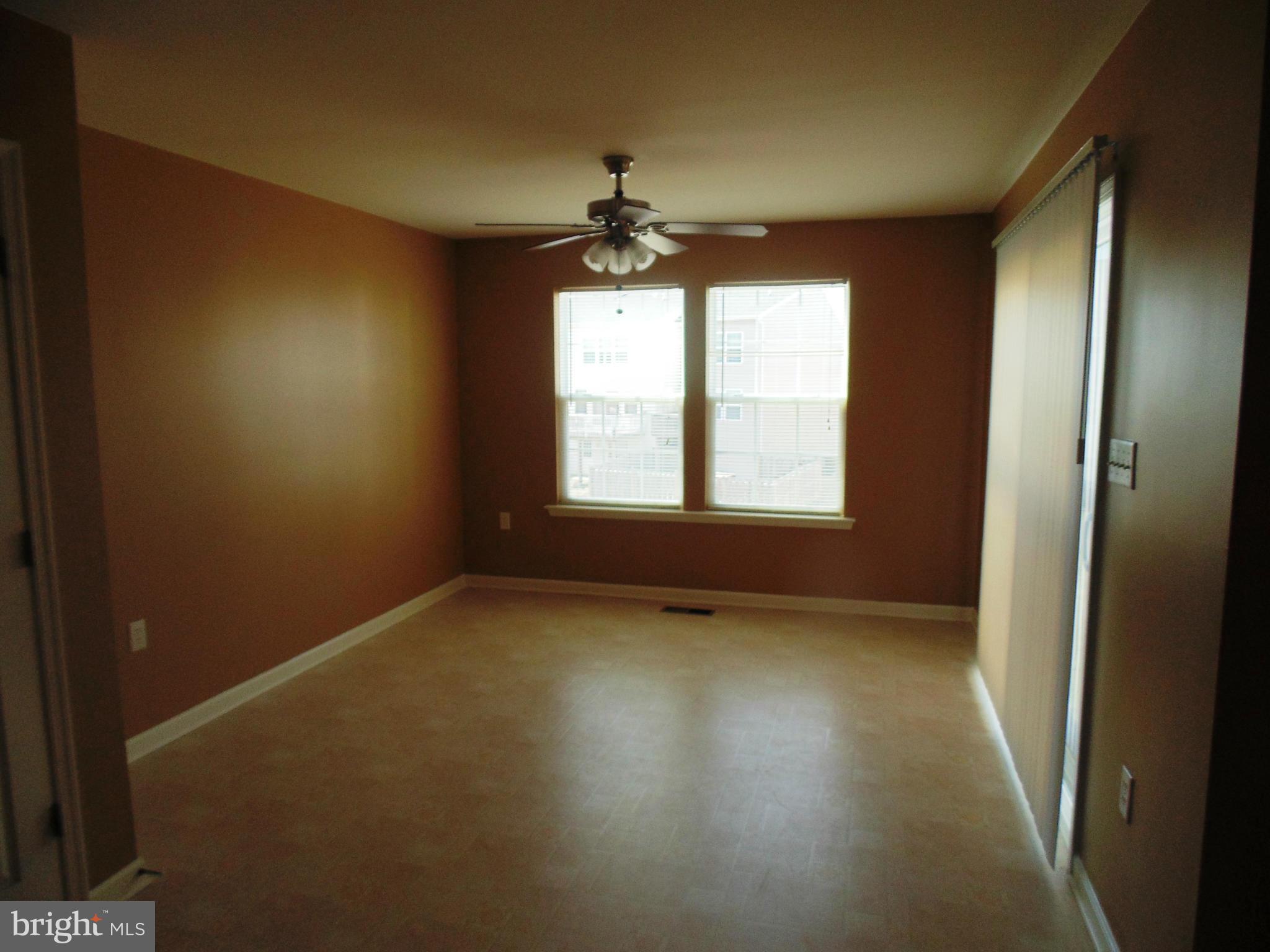 MANOR PARK - Residential Lease