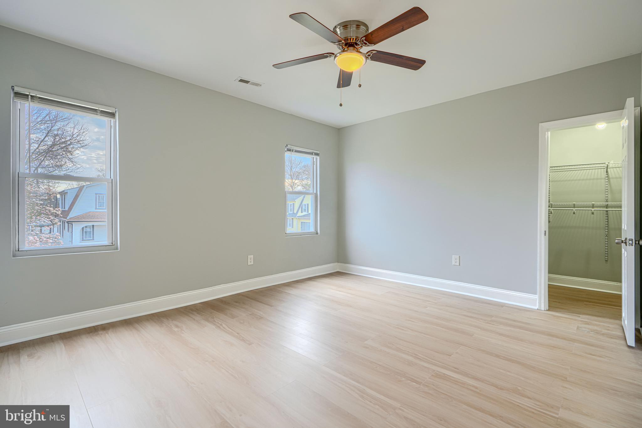 DOLFIELD - Residential