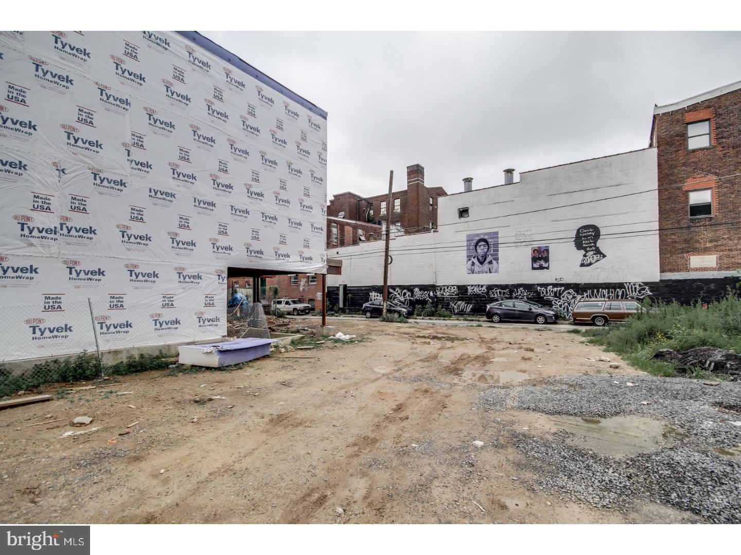 OLDE KENSINGTON - Commercial Sale