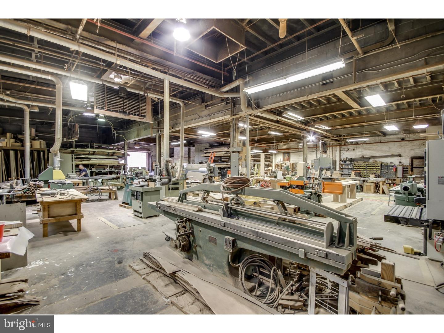 OLDE KENSINGTON - Commercial Sale
