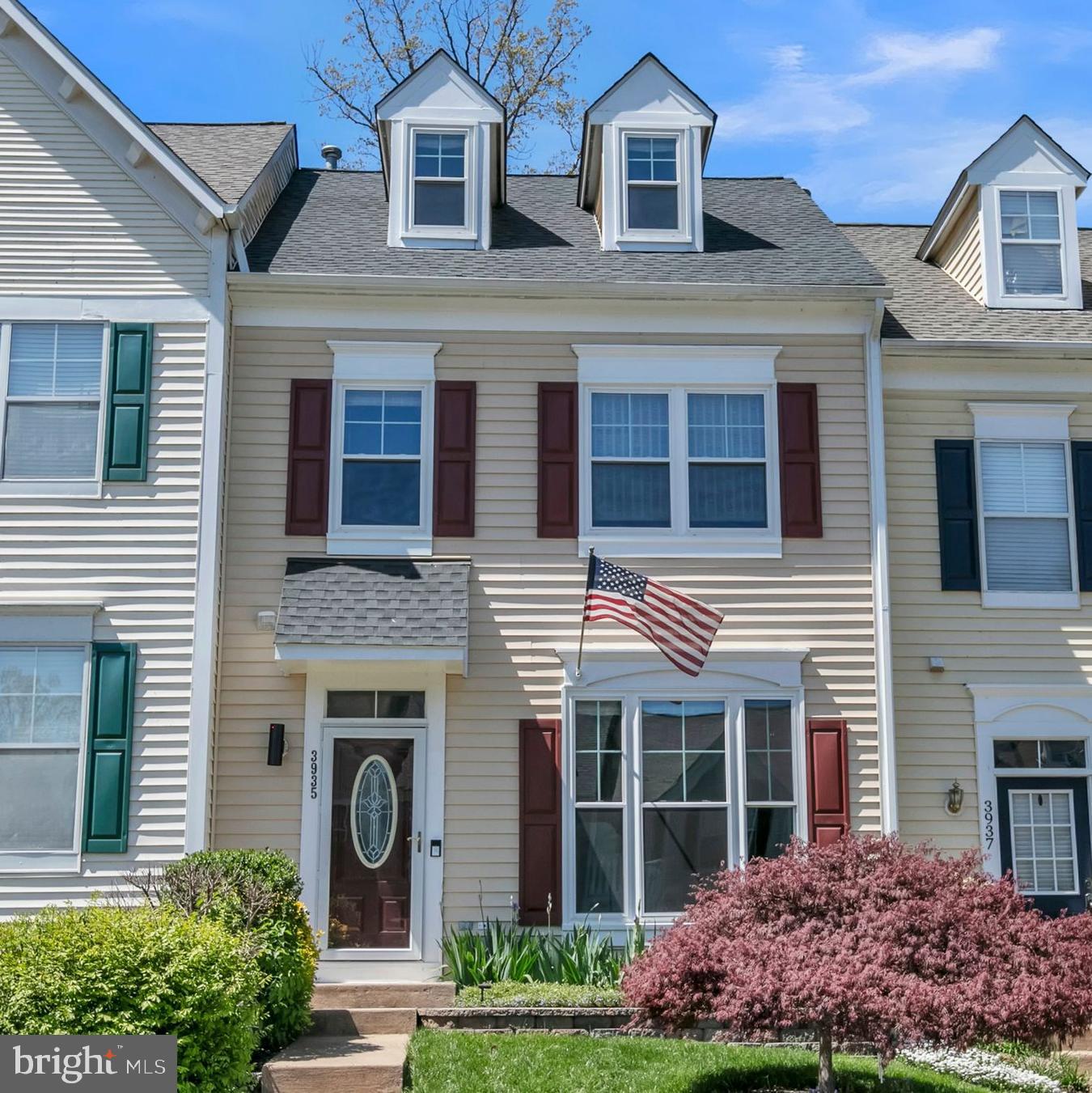 Don't Miss  it....offer deadline 4/27/25!  Well Maintained home with  Open Floor Plan and a 4th level loft off MB!    Family room  with Hardwood Floors; Gourmet Kitchen with stainless steel appliances, plenty of counter space with quartz countertops and wrap around panty; Huge Deck right off the kitchen to enjoy and entertain. Primary Bedroom with  fantastic Walk-in Closet & Luxurious Bath with tub and separate shower with custom tile and 4th  level loft & huge storage closet; Two other bedrooms with great space; 2nd Bath updated with beautiful tile shower and vanity; Lower level - Rec Room with temporary walls to separate areas-easy to remove, new laundry room and Full renovated  Bath & Storage unfinished space.,  Large deck and lower private deck is fenced..  Major Updates: Roof & Windows (2023) Remodel Kitchen (2022) , MB  (2024).  Plus, enjoy HOA amenities to include community centers, swimming pools, party rooms, basketball courts, tennis courts, playgrounds, walking trails, and tot lots. A commuter's dream, conveniently located near major roads. 10 minutes away VRE with access to Metro and 5 minutes to Express lanes and Commuter Ride Share.