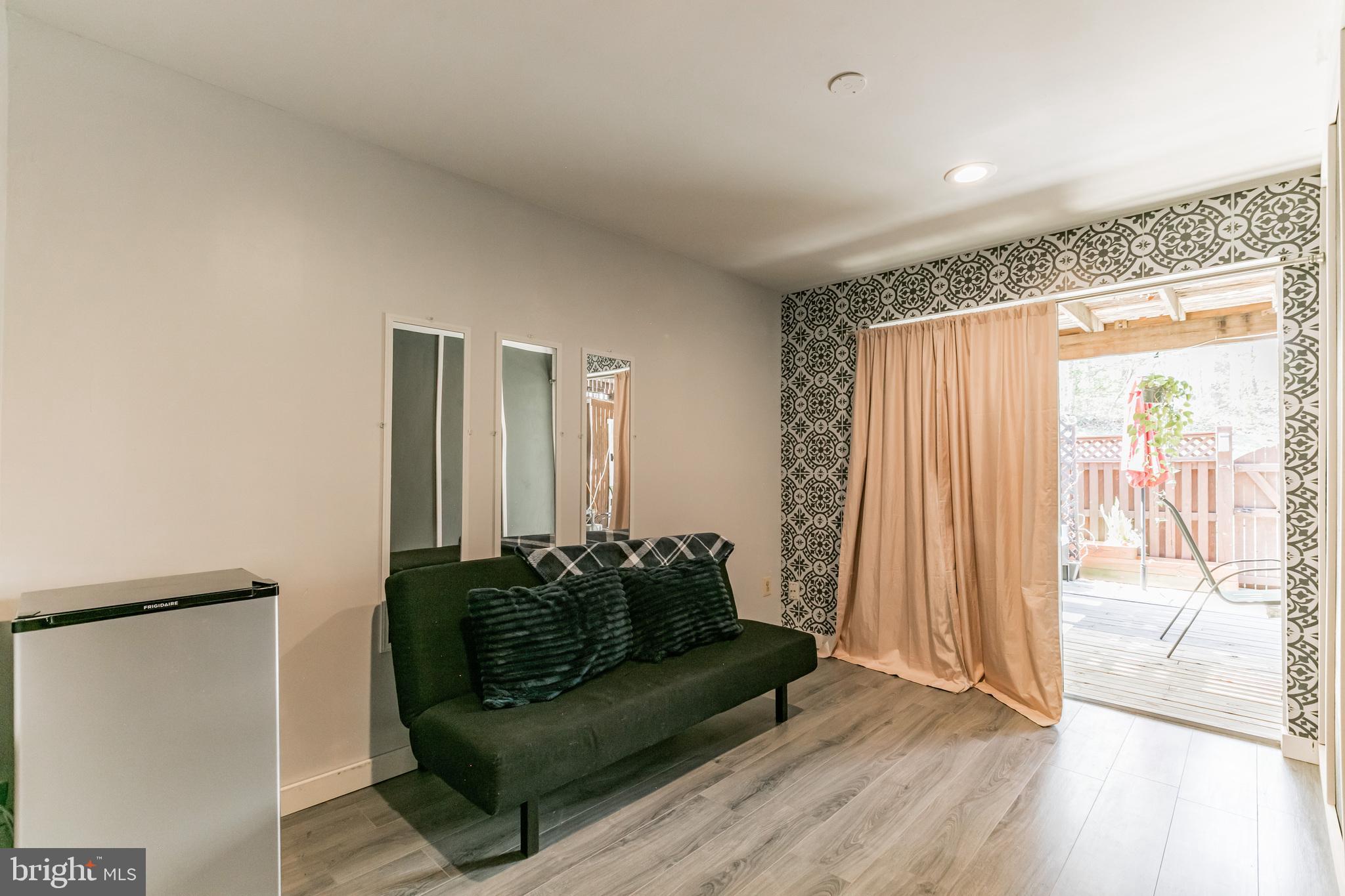 RIDGELEIGH - Residential