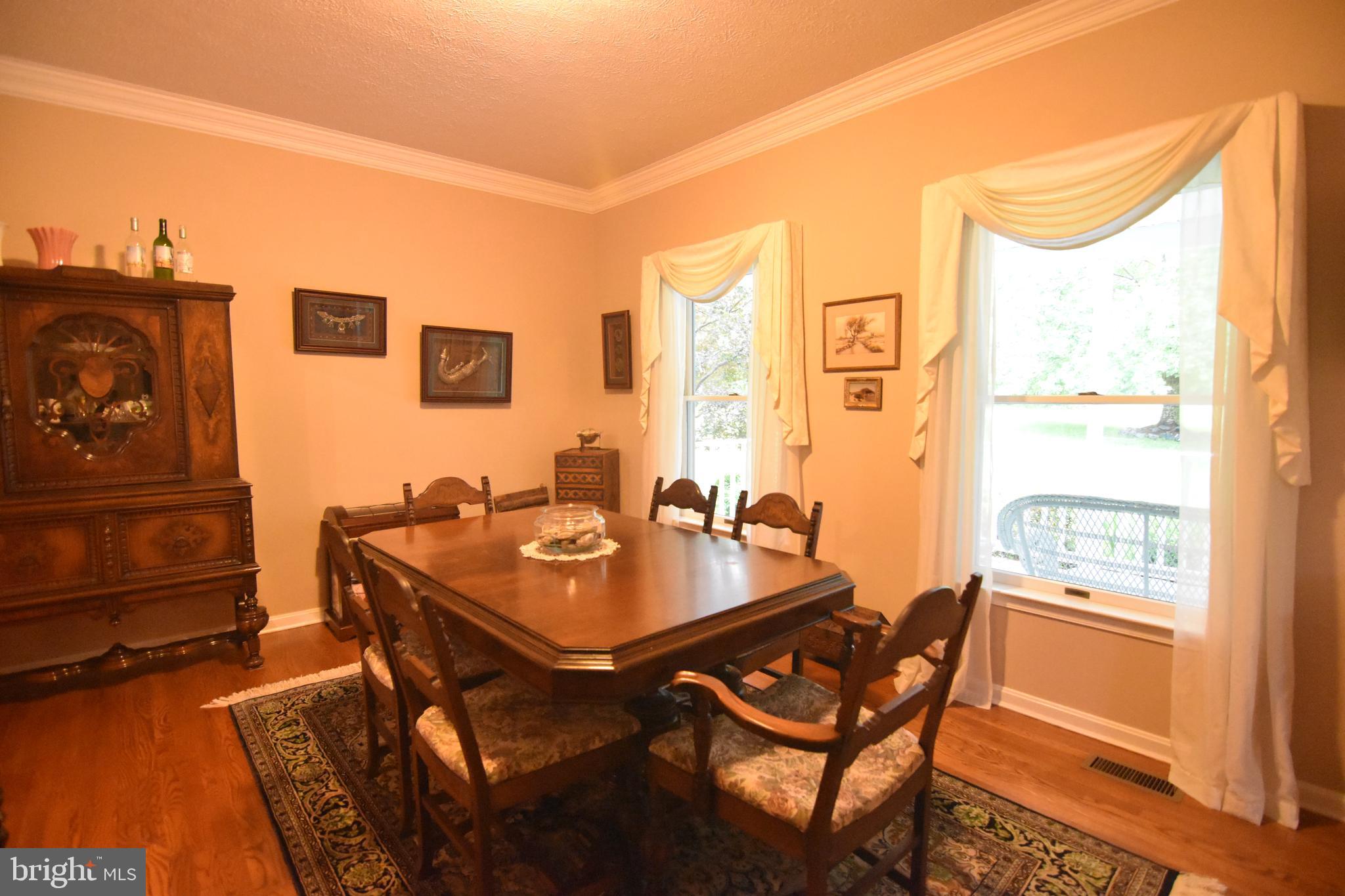CHESTNUT HILLS - Residential