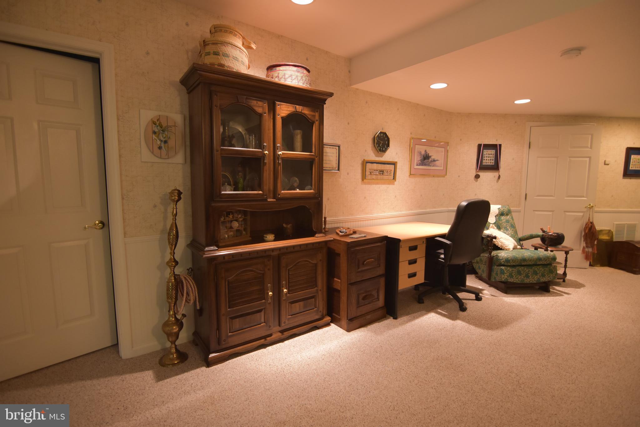 CHESTNUT HILLS - Residential