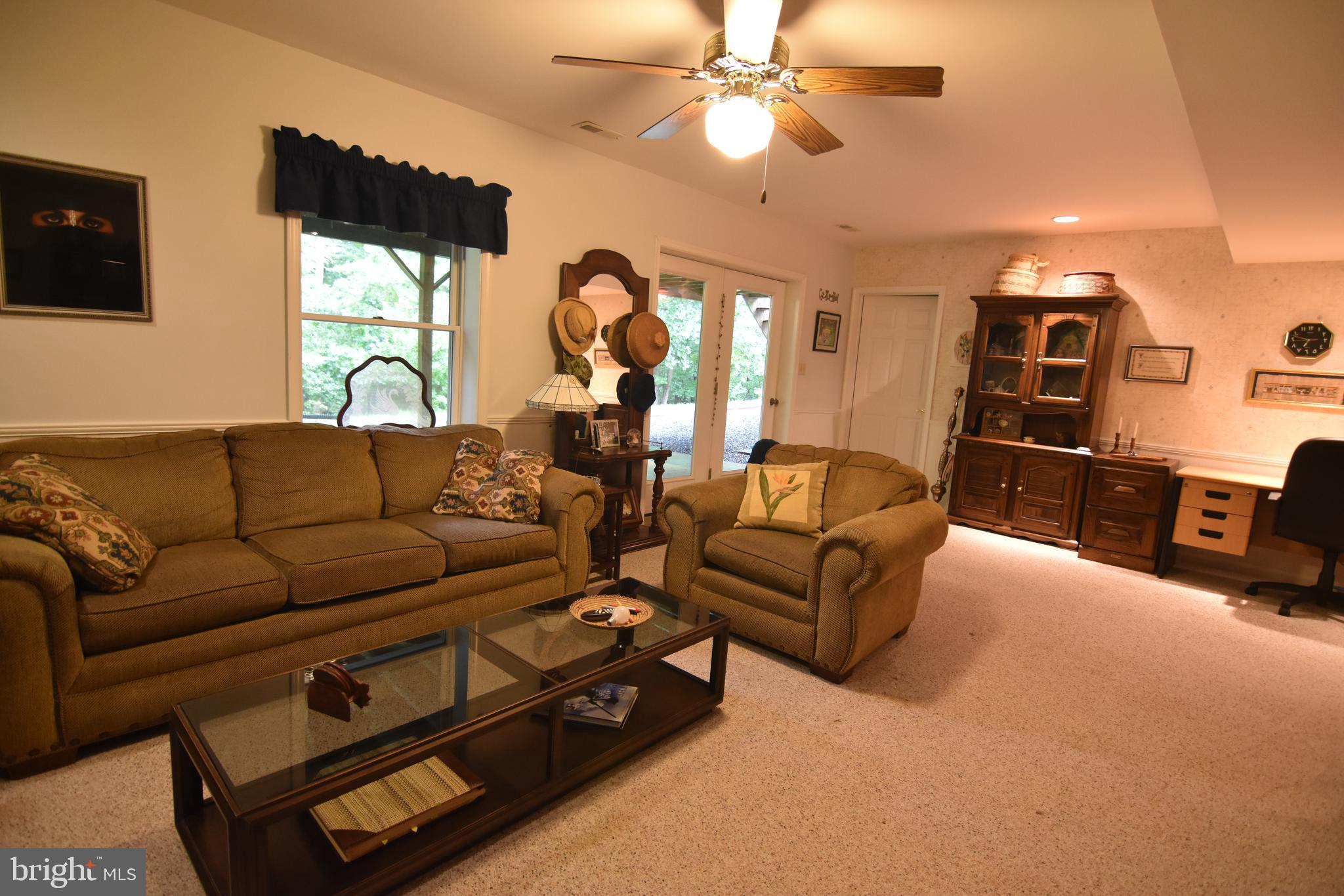 CHESTNUT HILLS - Residential