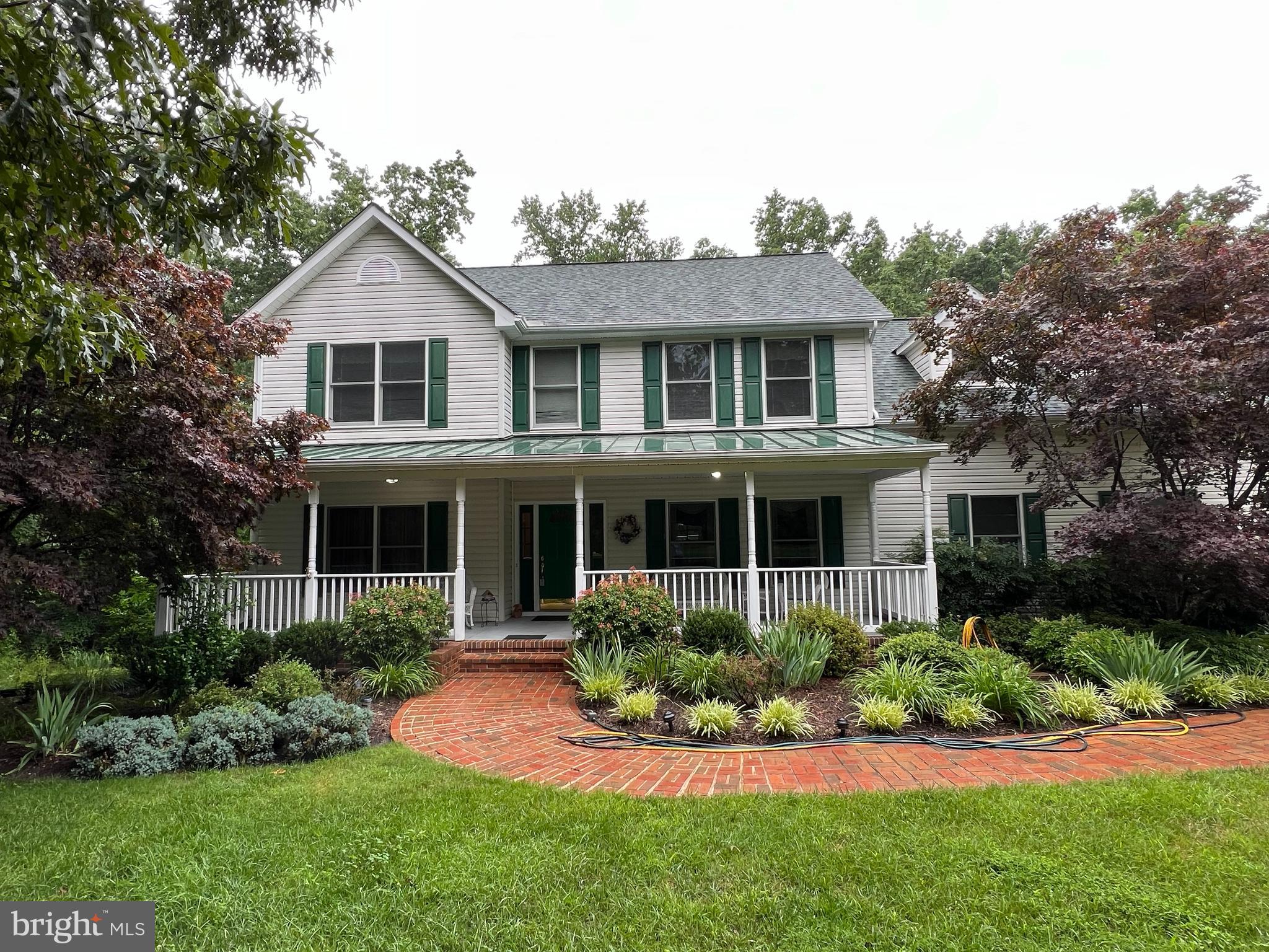 CHESTNUT HILLS - Residential