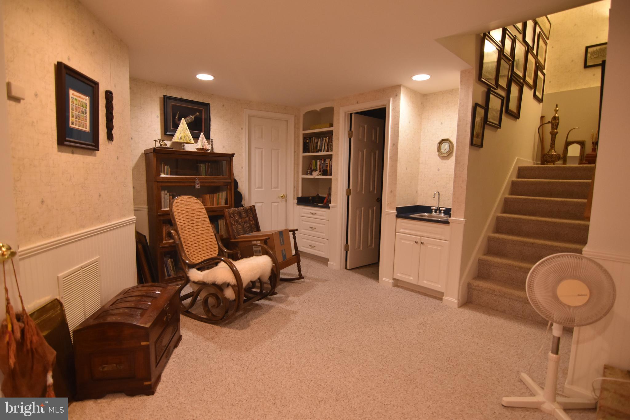 CHESTNUT HILLS - Residential