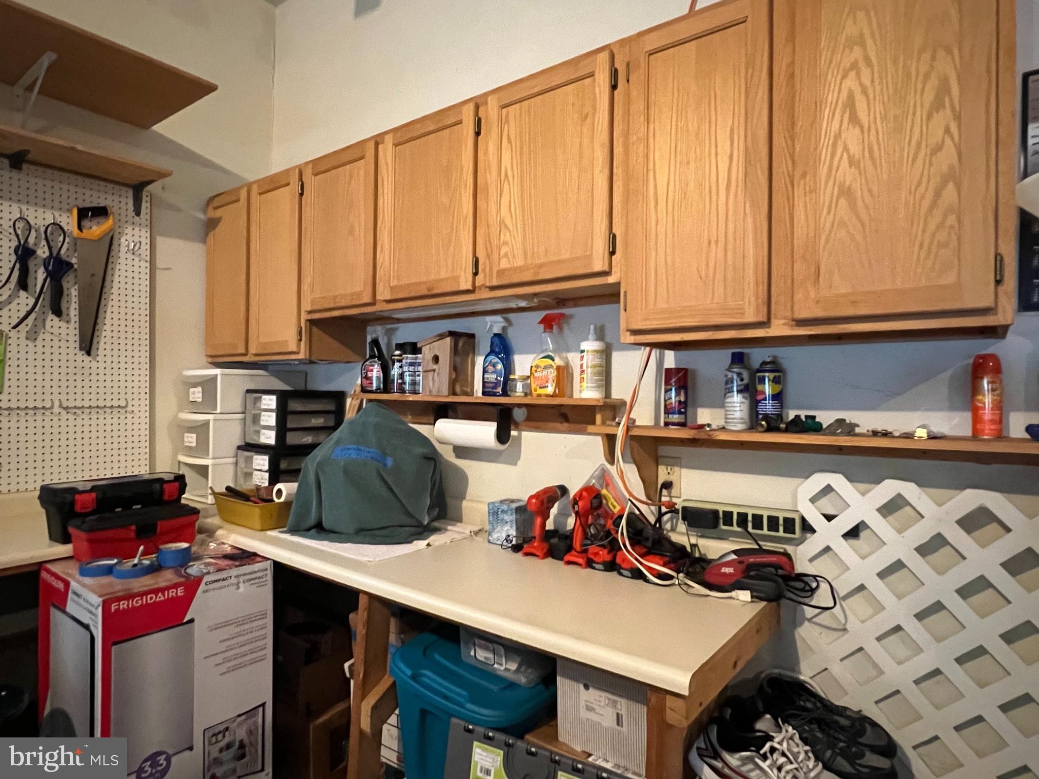 CHESTNUT HILLS - Residential