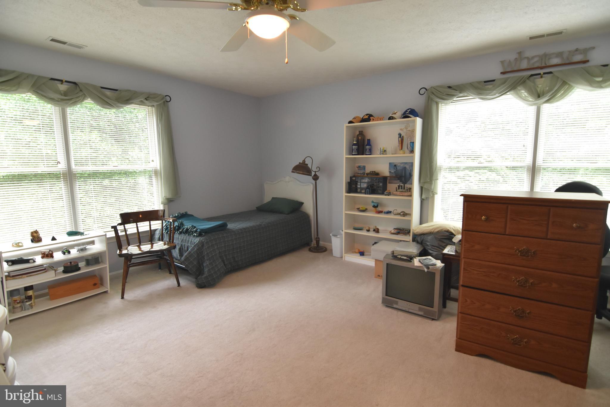 CHESTNUT HILLS - Residential