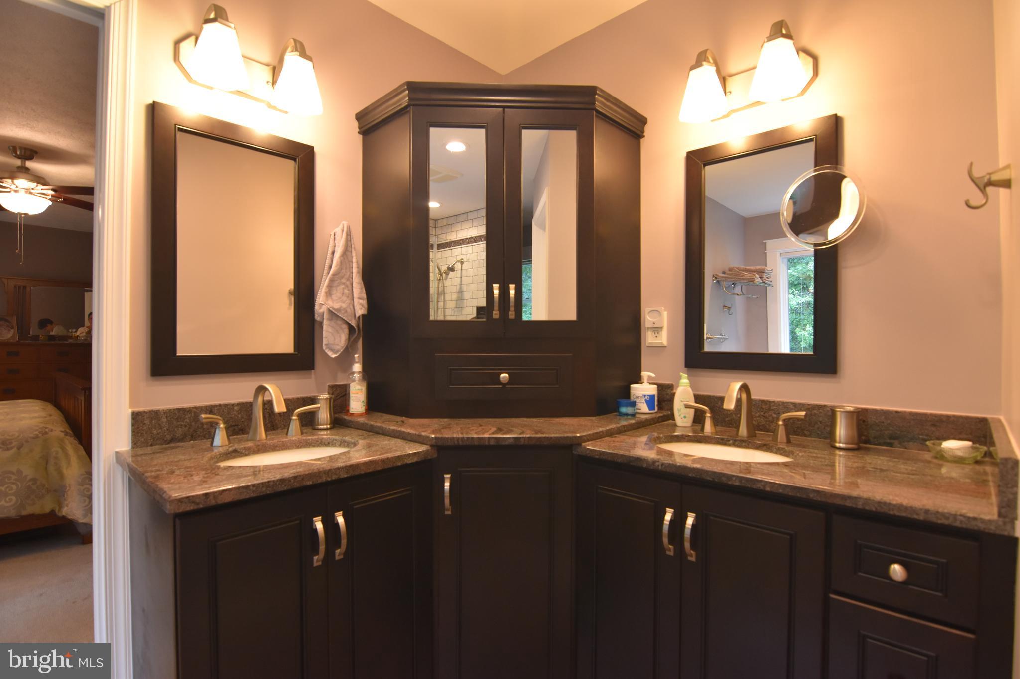 CHESTNUT HILLS - Residential