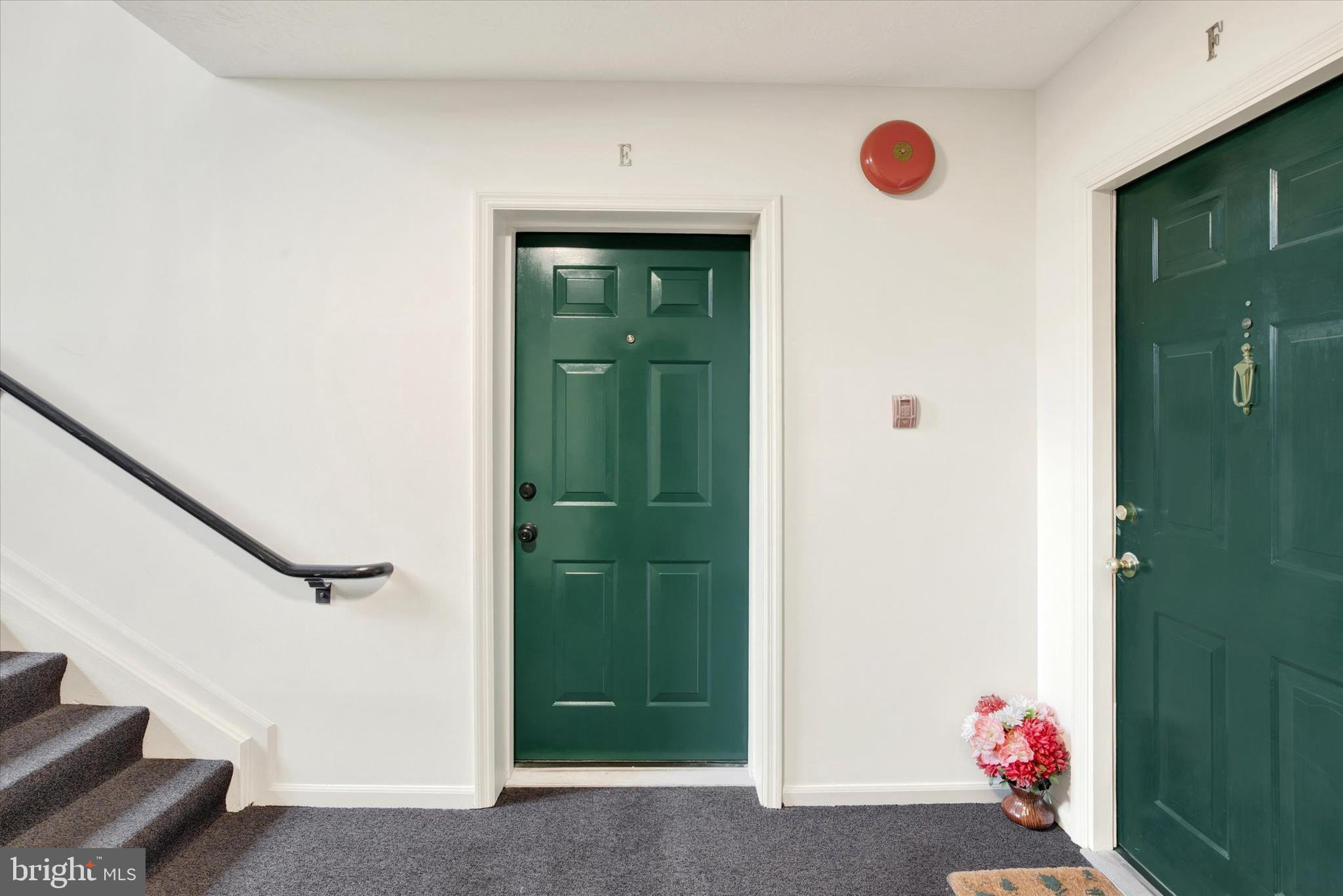 PERRY HALL COURTS - Residential