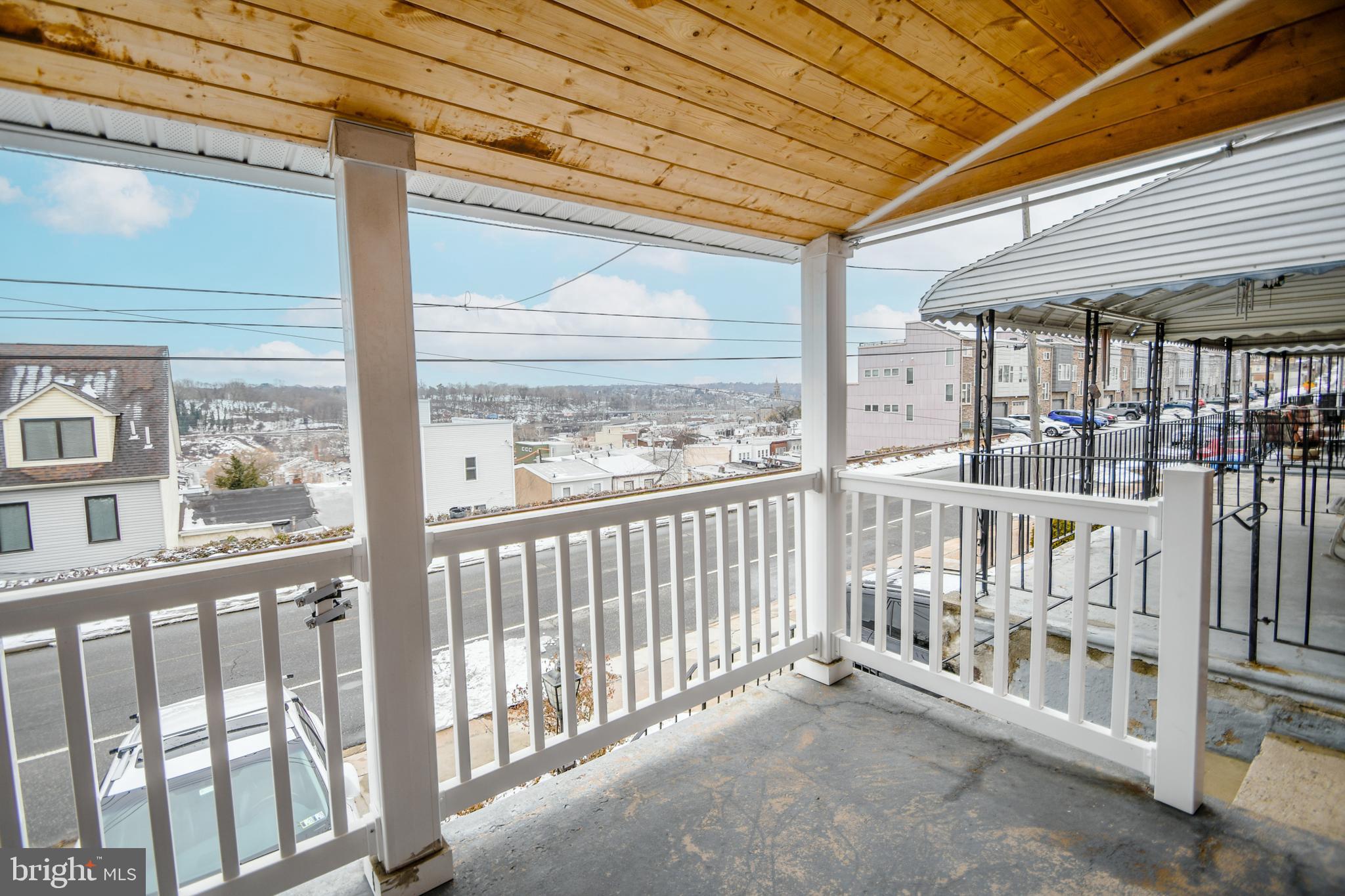 ROXBOROUGH - Residential Lease