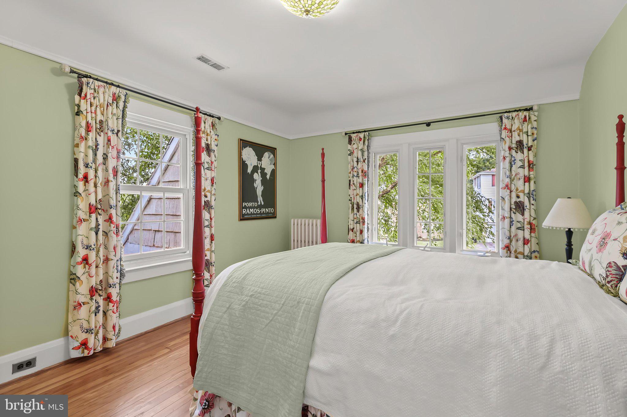 SOUTHLAND HILLS - Residential