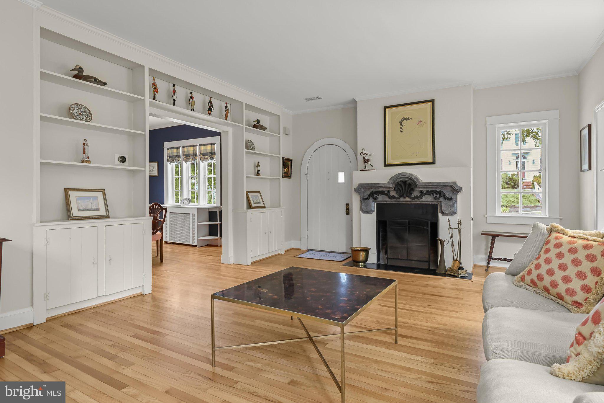 SOUTHLAND HILLS - Residential
