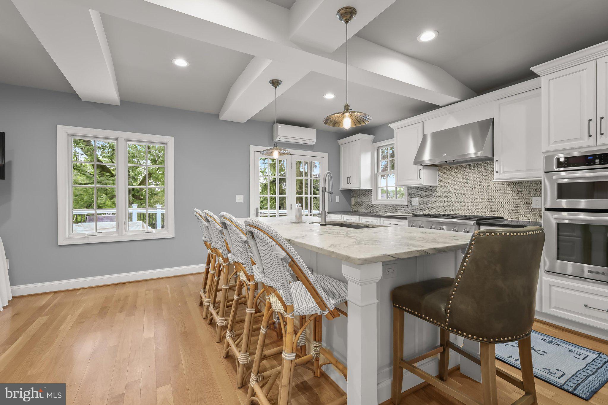 SOUTHLAND HILLS - Residential