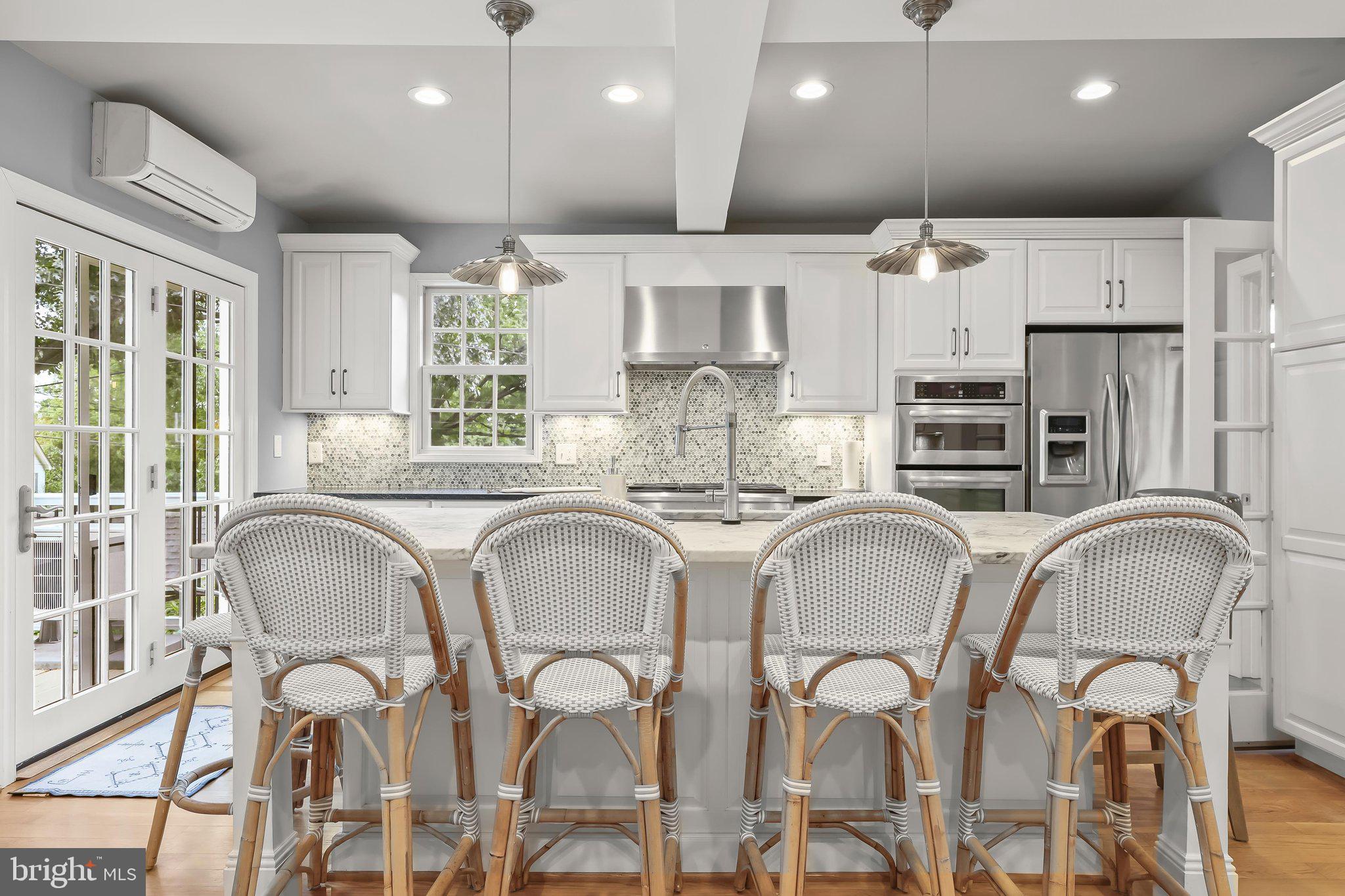 SOUTHLAND HILLS - Residential