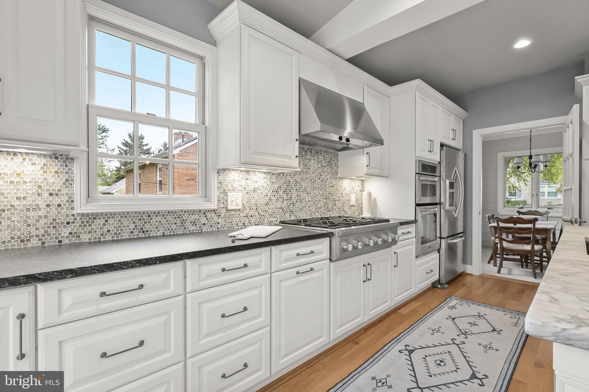 SOUTHLAND HILLS - Residential