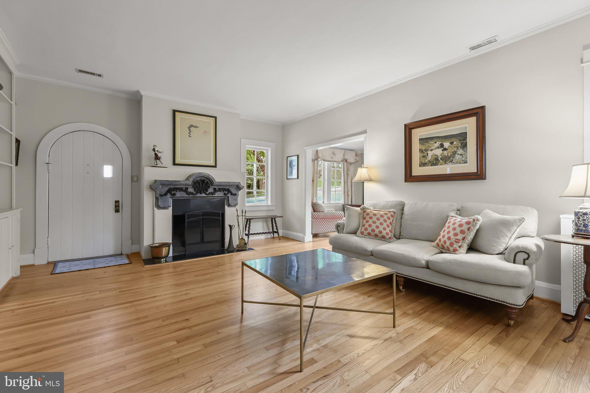 SOUTHLAND HILLS - Residential