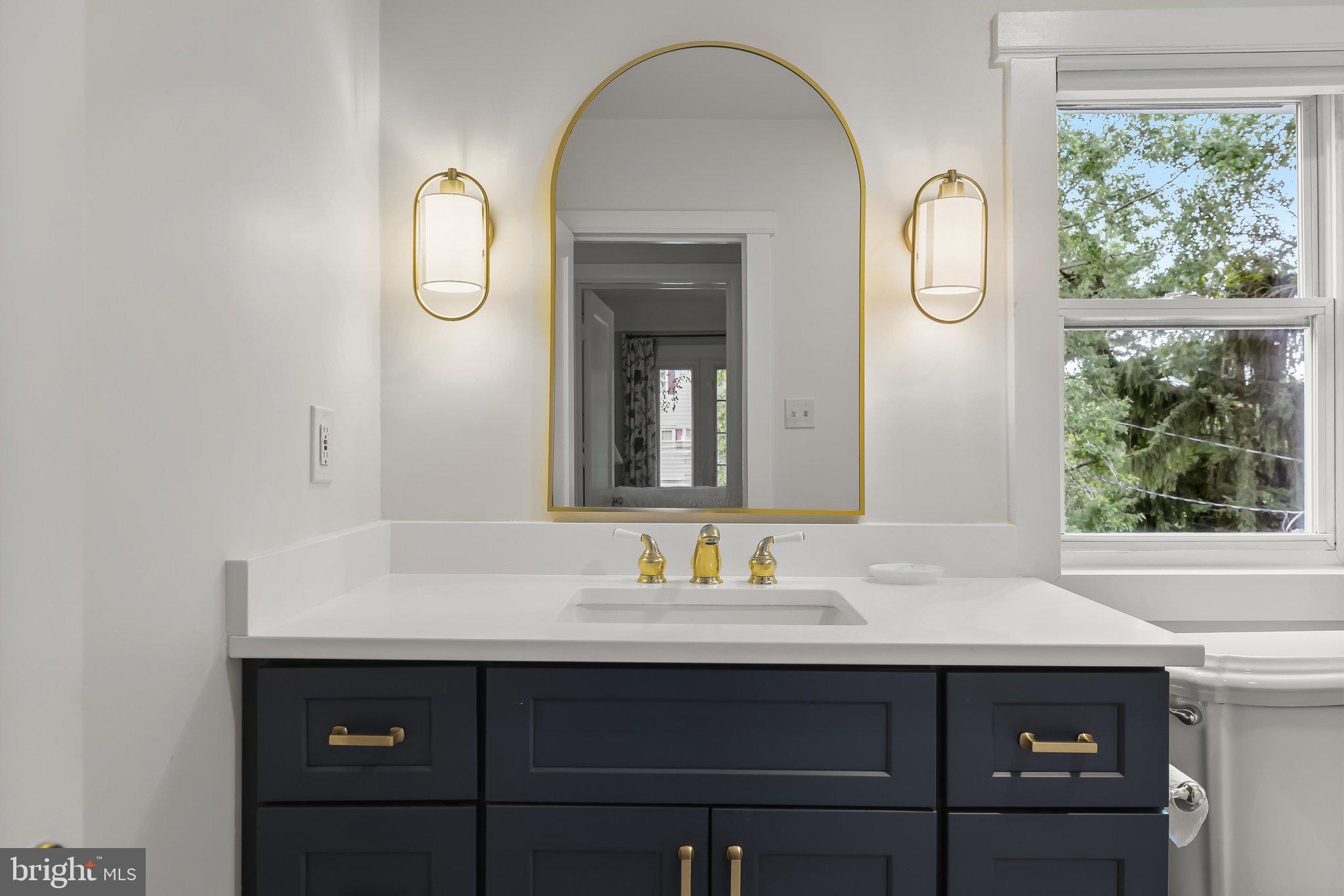 SOUTHLAND HILLS - Residential