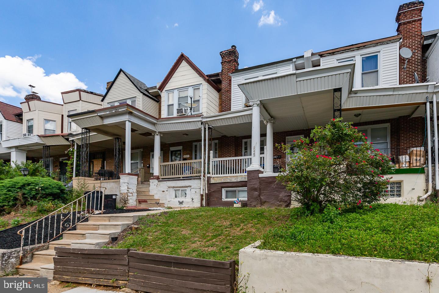 WEST OAK LANE - Residential
