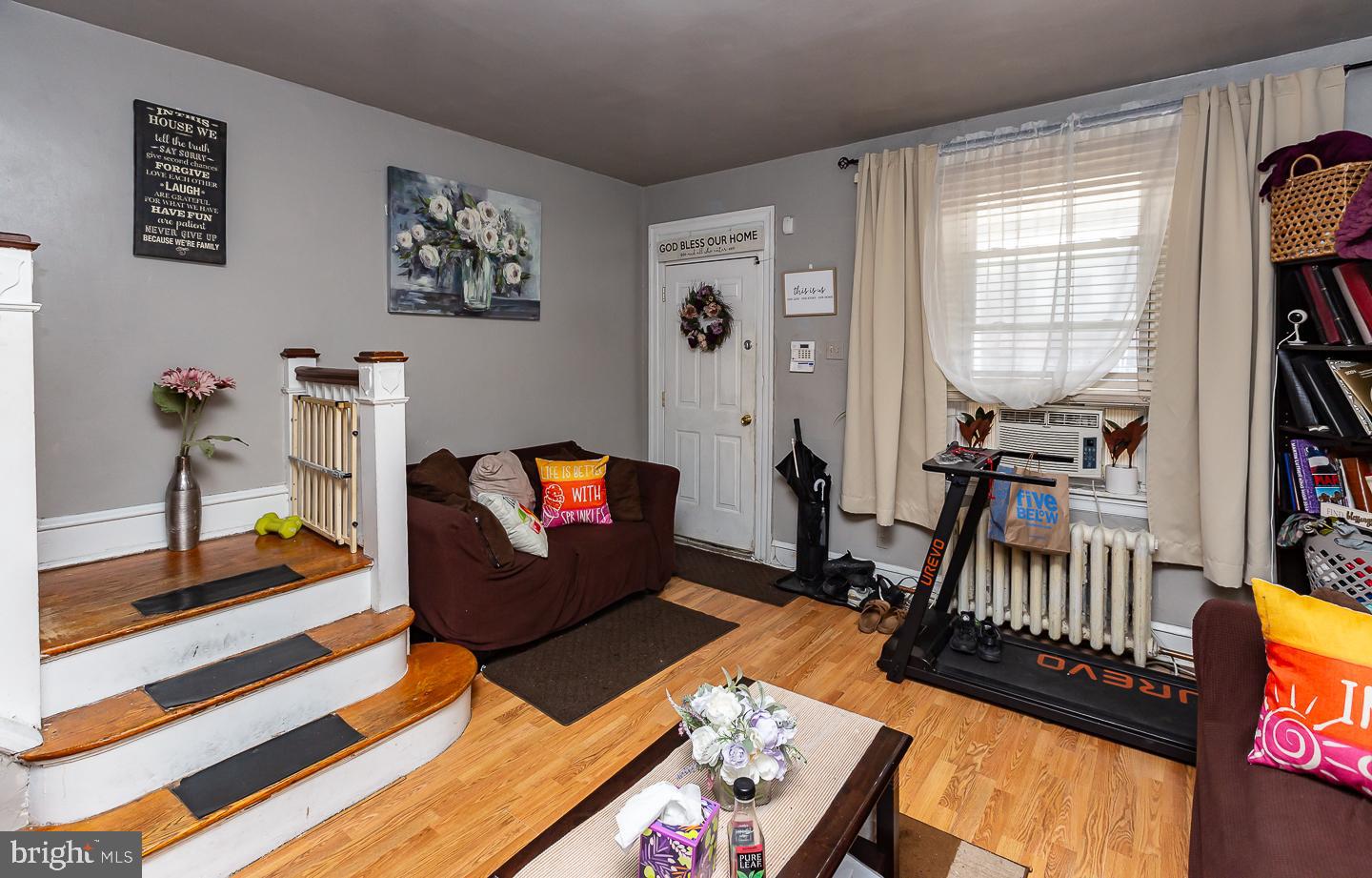 WEST OAK LANE - Residential
