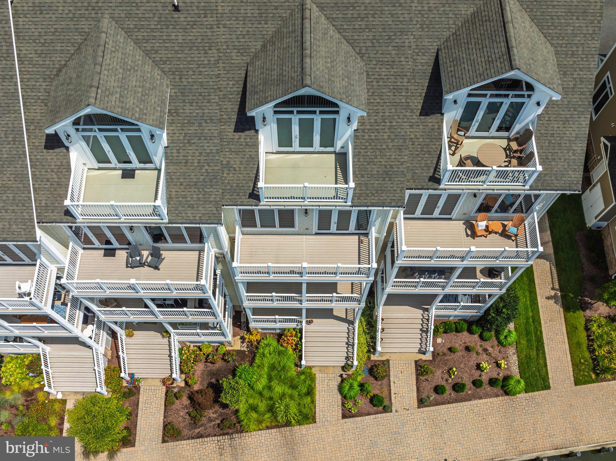 WELLS COVE - Residential