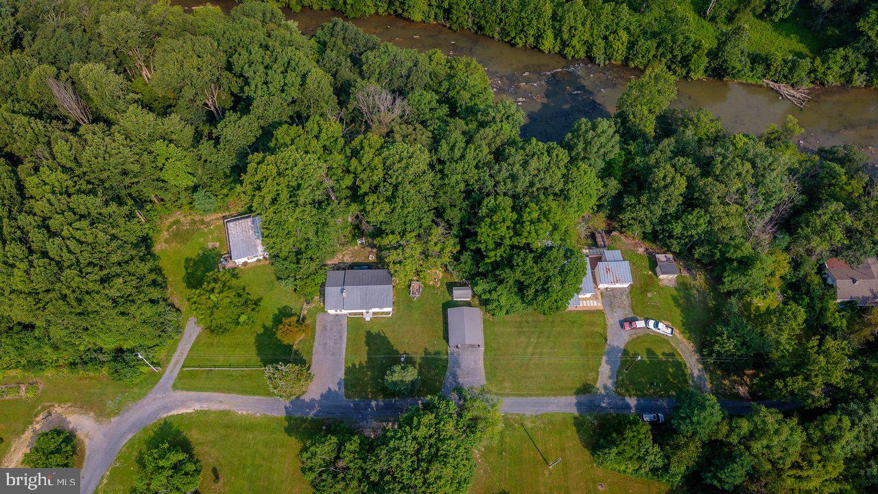 CAVE SPRINGS CAMP - Residential