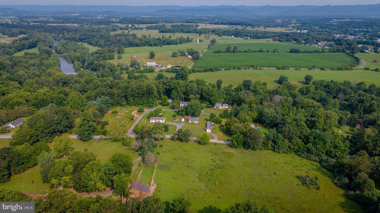 CAVE SPRINGS CAMP - Residential
