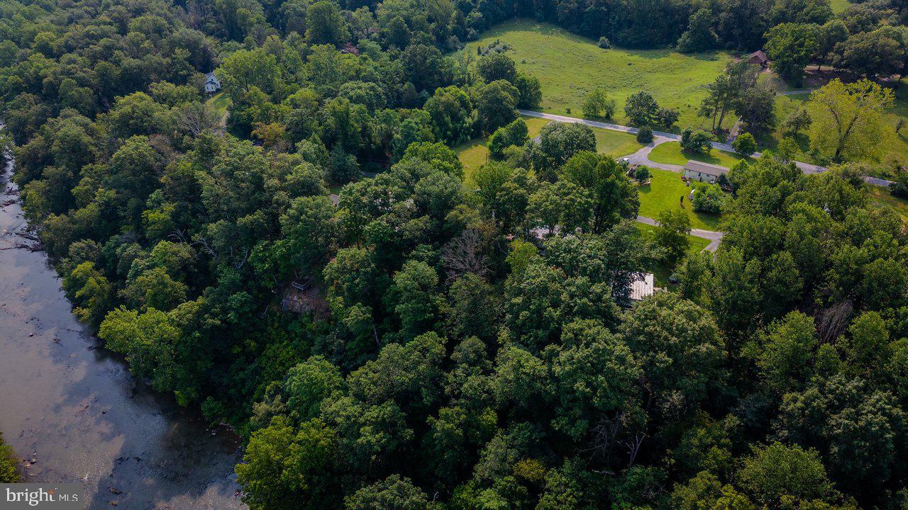 CAVE SPRINGS CAMP - Residential