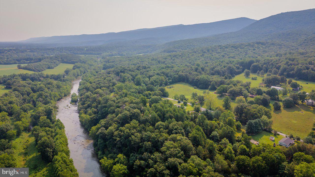 CAVE SPRINGS CAMP - Residential