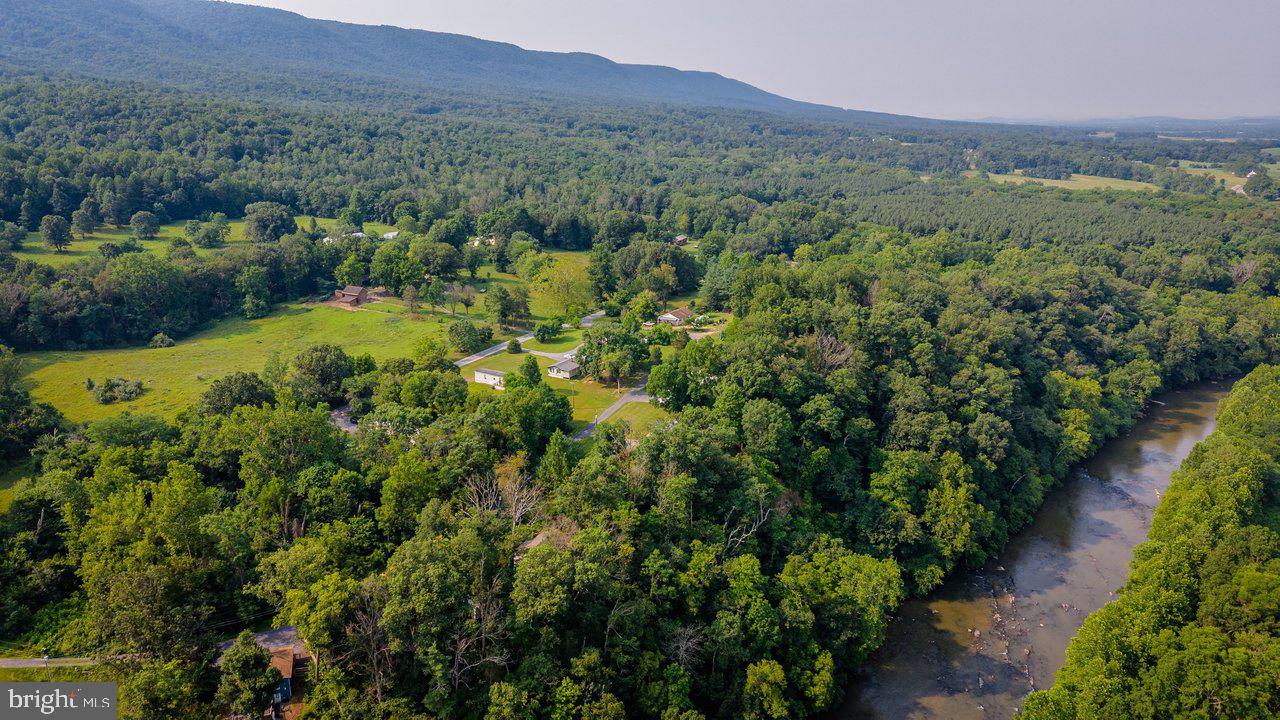 CAVE SPRINGS CAMP - Residential