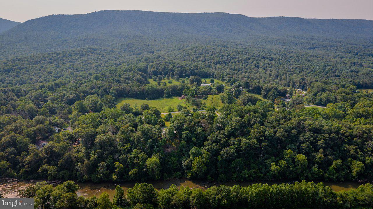 CAVE SPRINGS CAMP - Residential