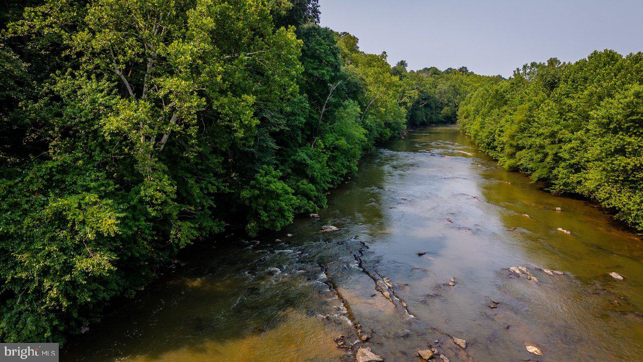 CAVE SPRINGS CAMP - Residential
