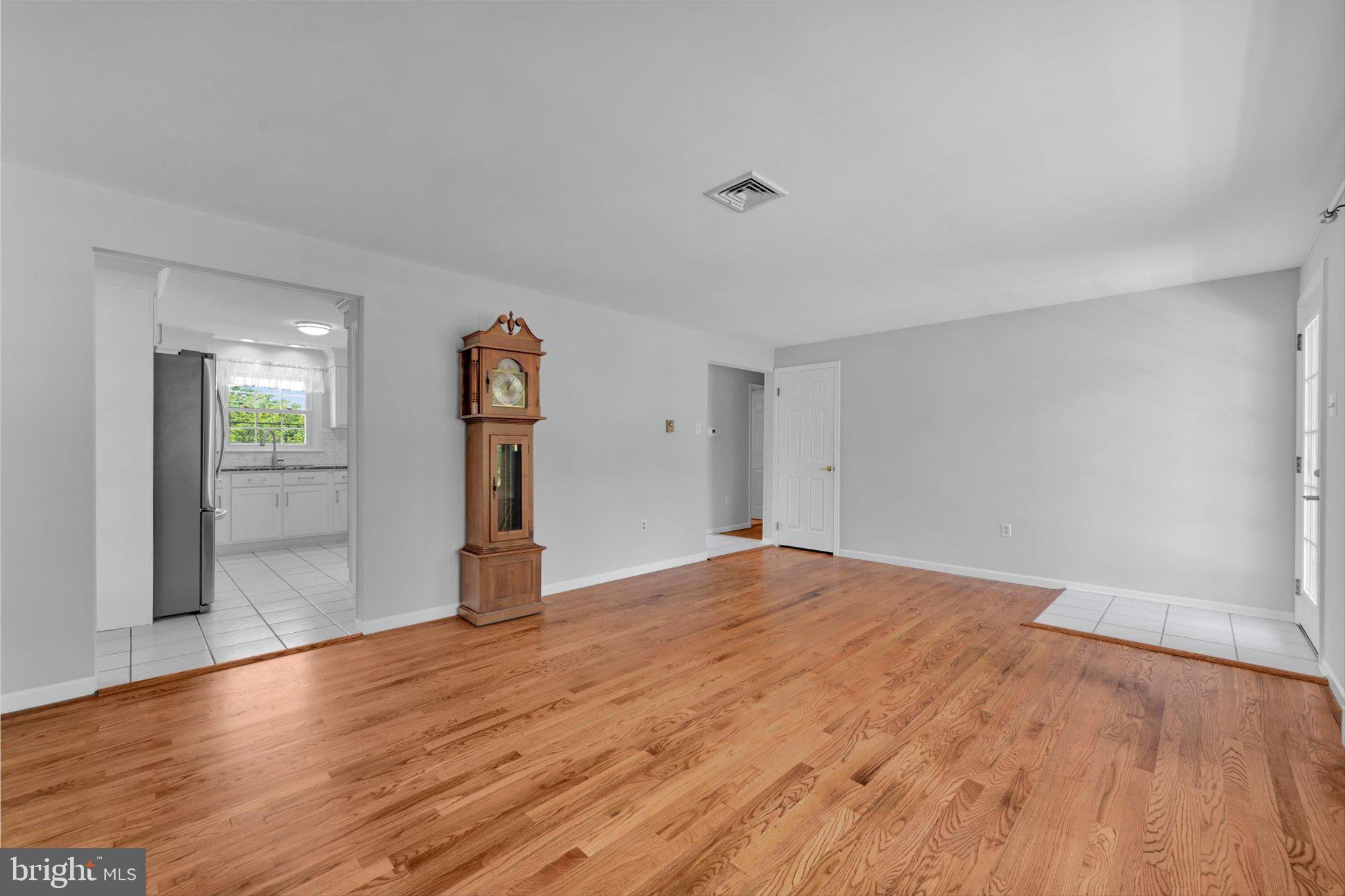 BEVERLY PARK - Residential