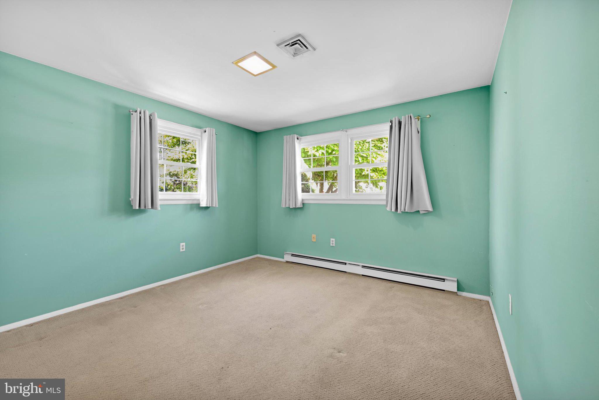 BEVERLY PARK - Residential