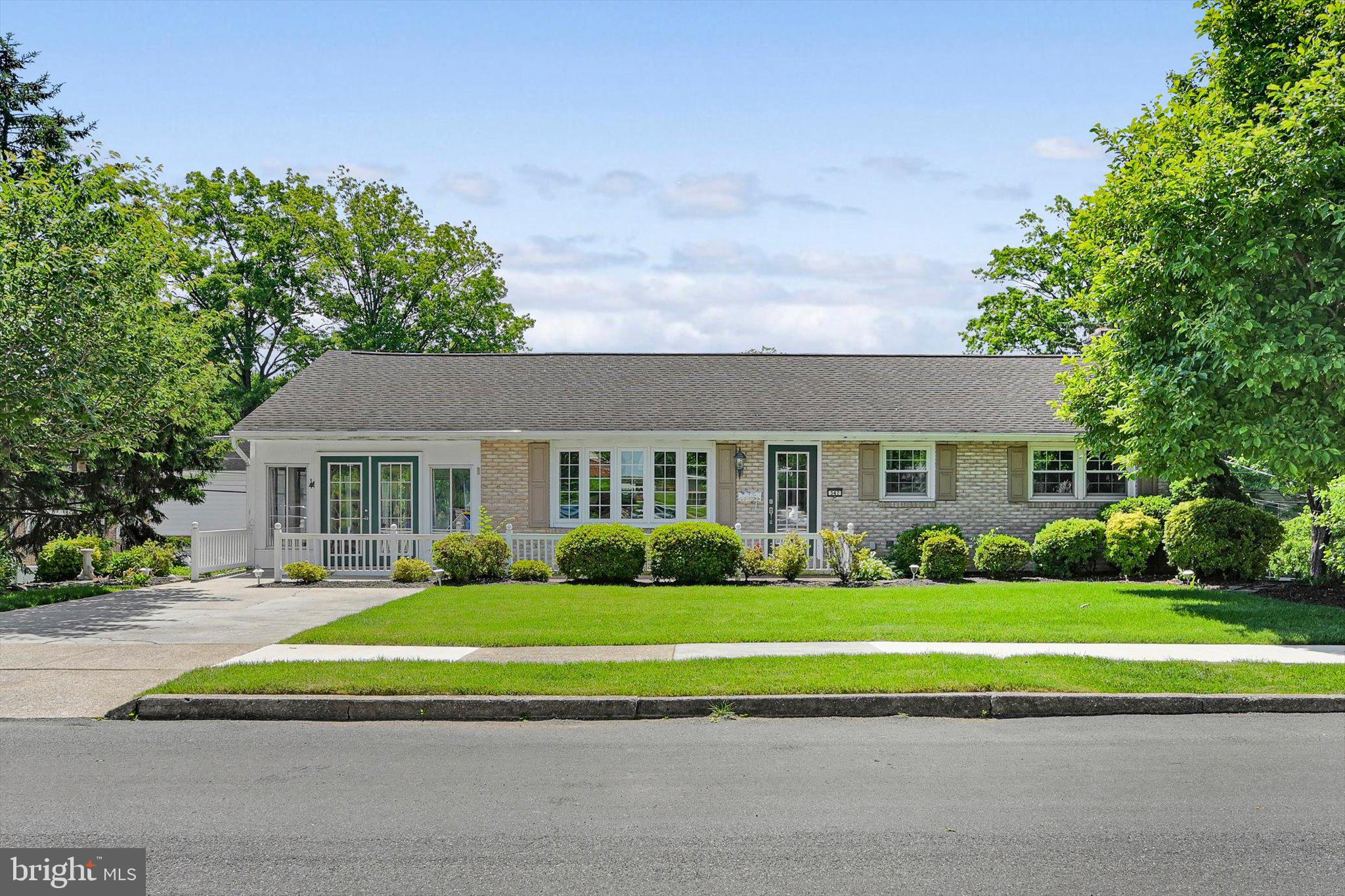 BEVERLY PARK - Residential