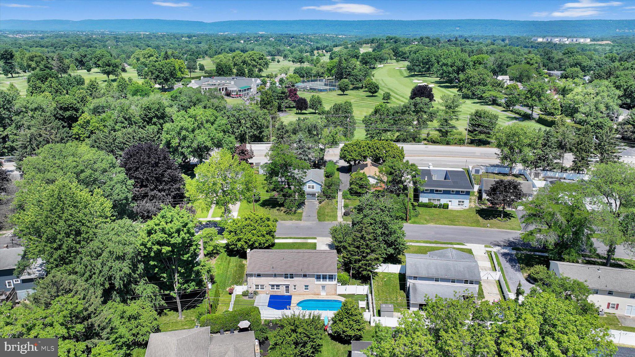 BEVERLY PARK - Residential