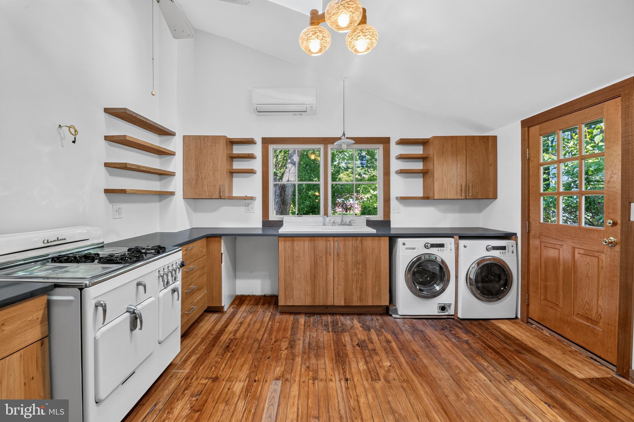 HAMPDEN HISTORIC DISTRICT - Residential