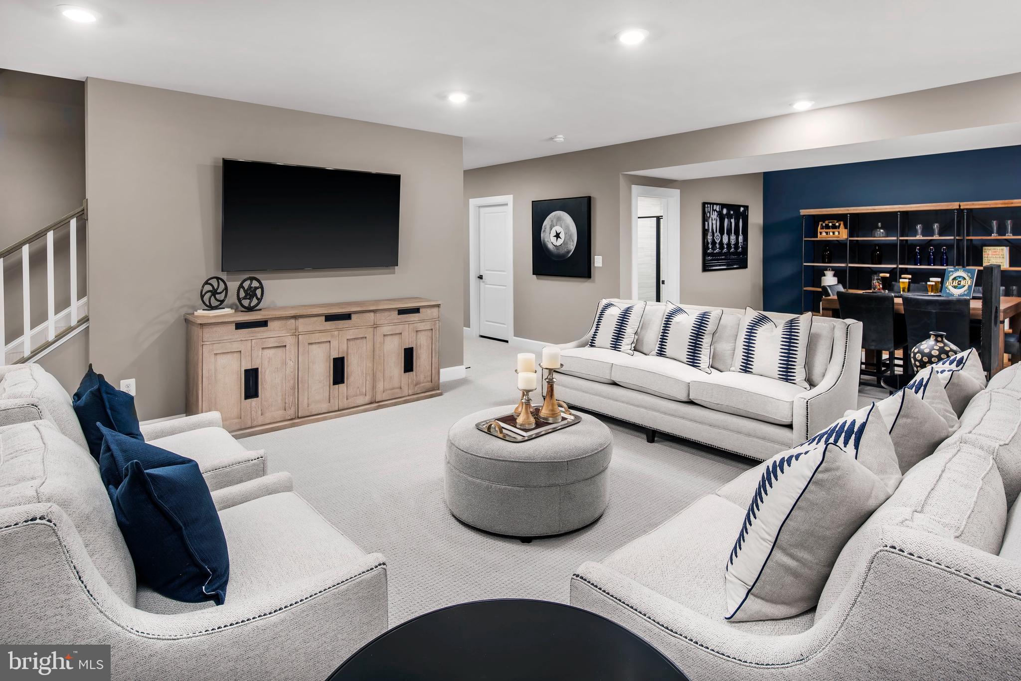 TWO RIVERS - Residential
