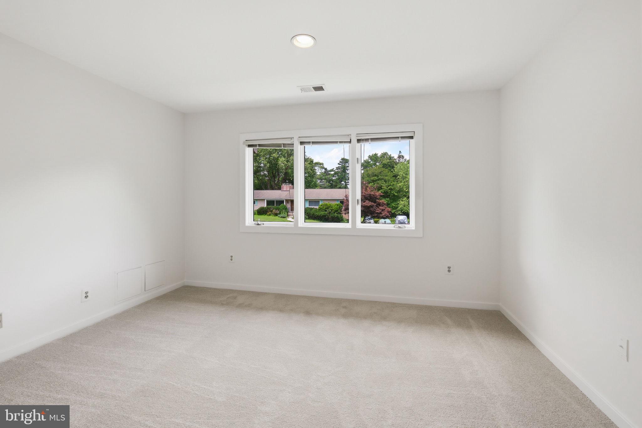 LAKE NORMANDY ESTATES - Residential