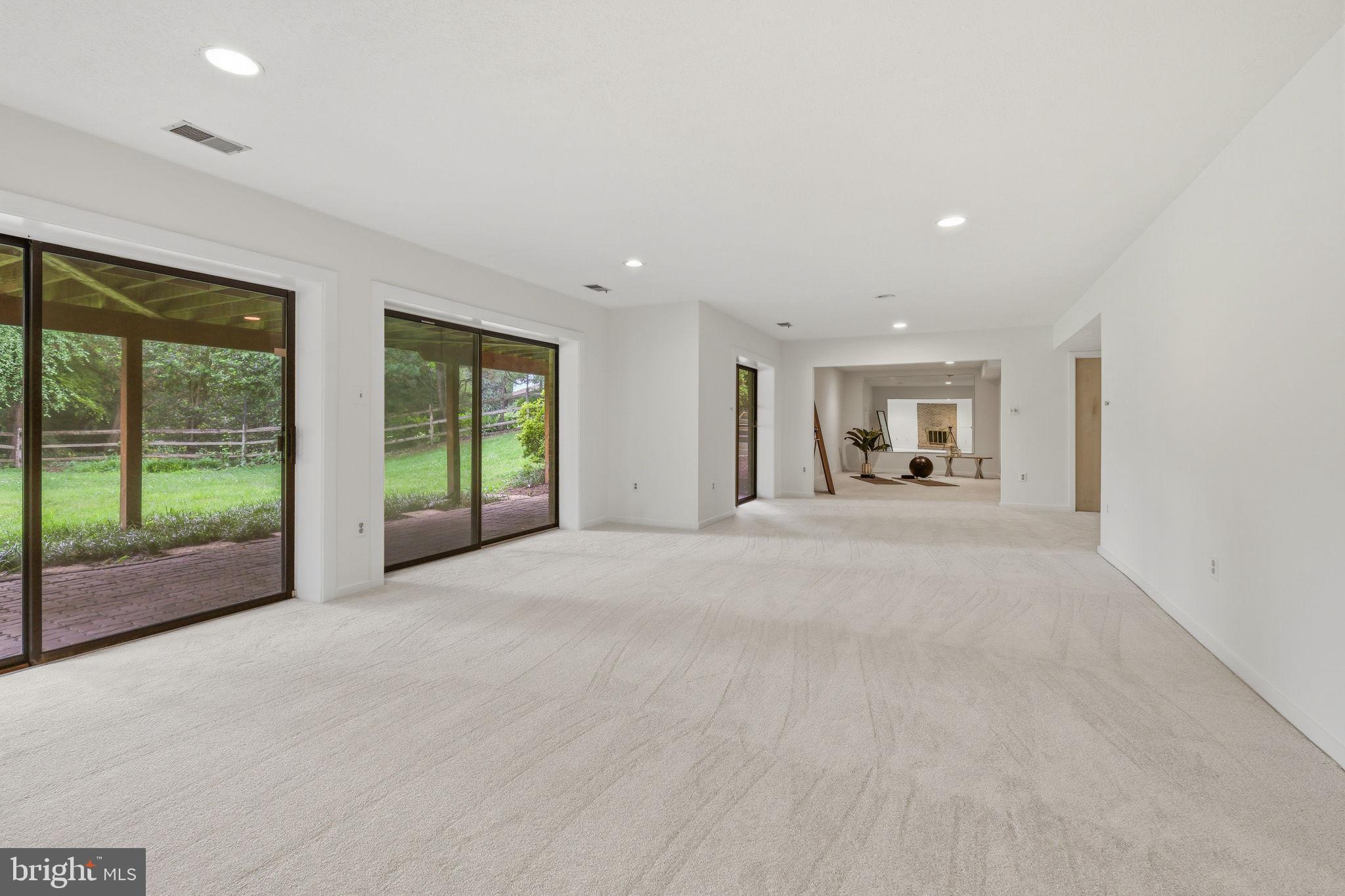LAKE NORMANDY ESTATES - Residential