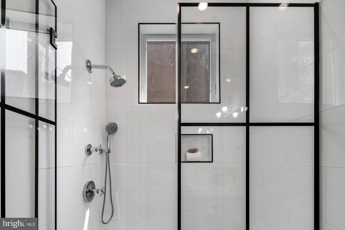 FAIRMOUNT - Residential