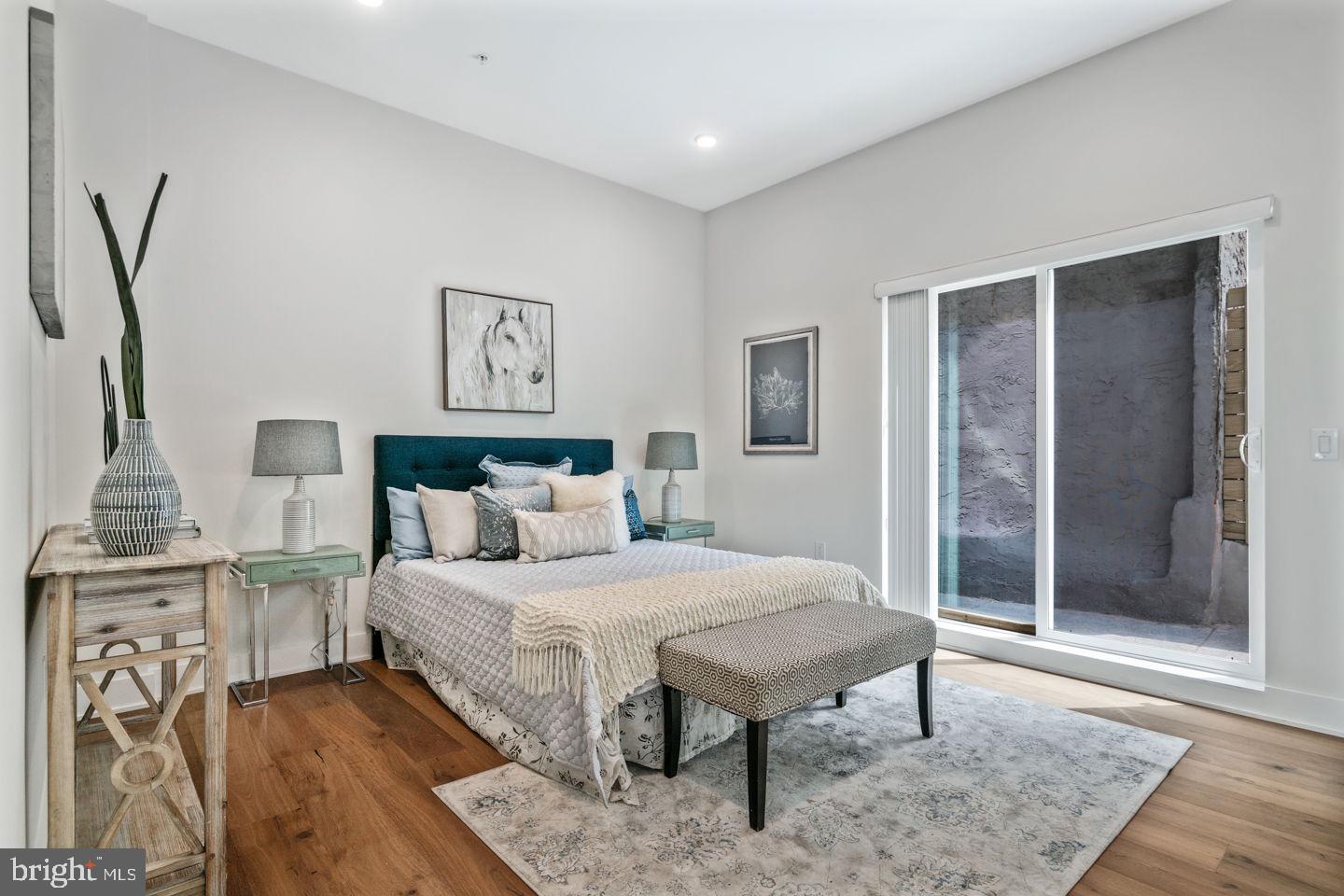 FAIRMOUNT - Residential