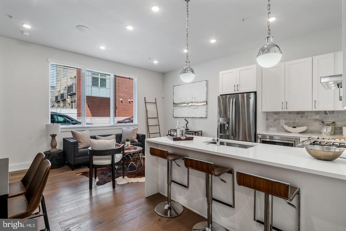 FAIRMOUNT - Residential