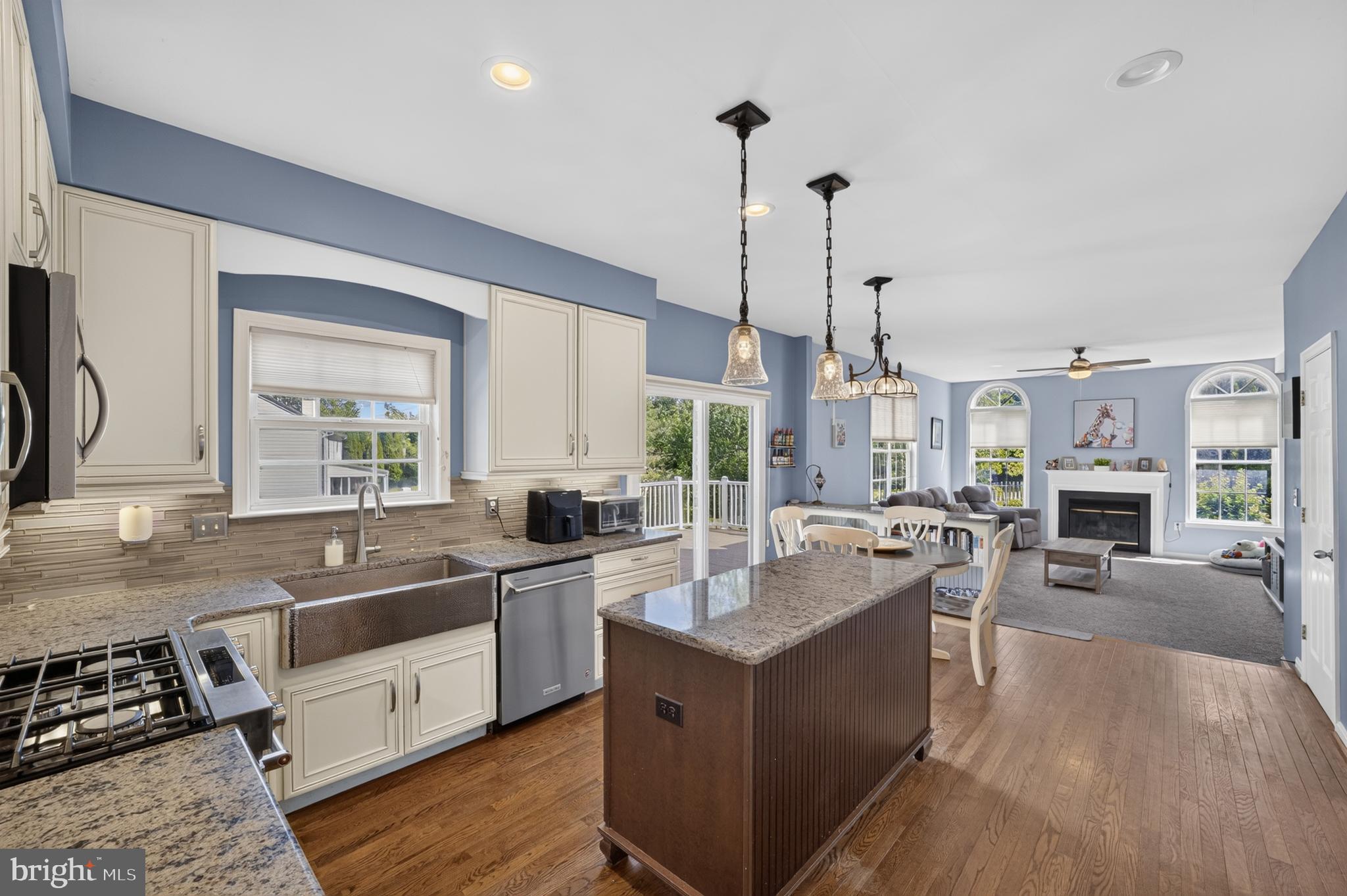 BRYNWOOD HILLS - Residential