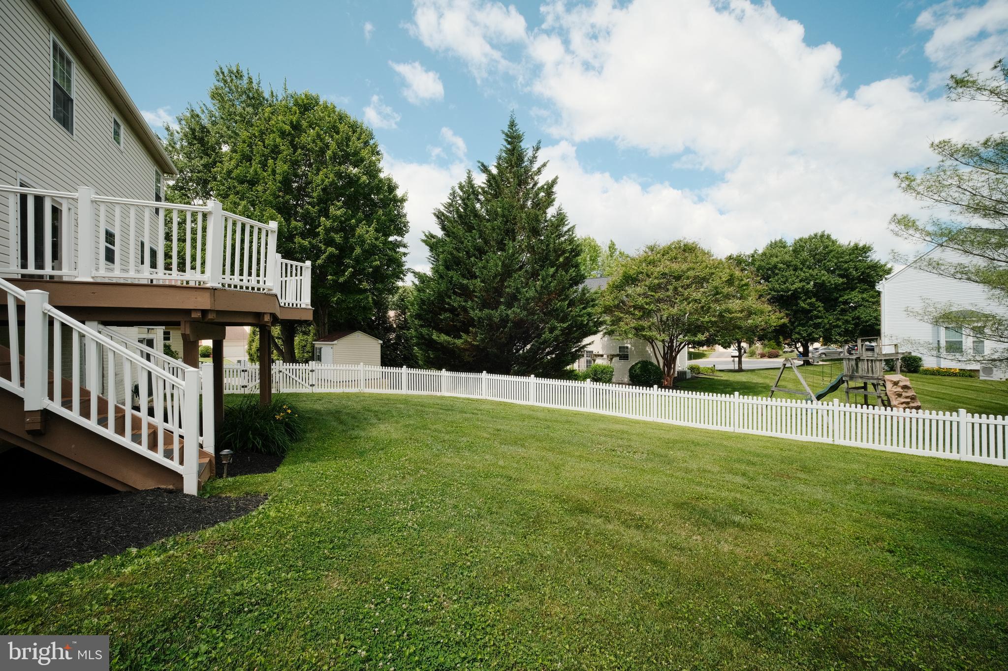 BRYNWOOD HILLS - Residential