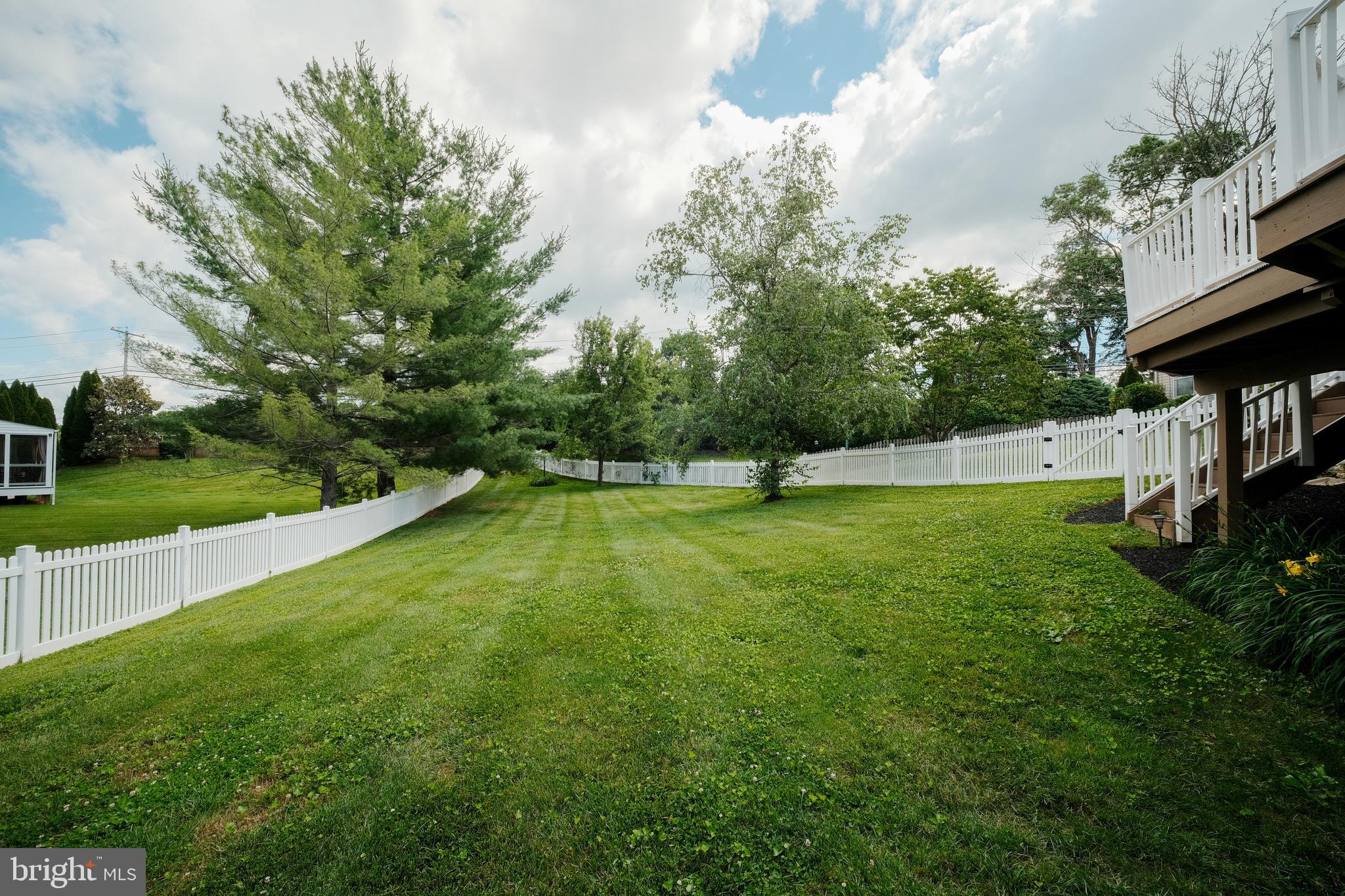 BRYNWOOD HILLS - Residential