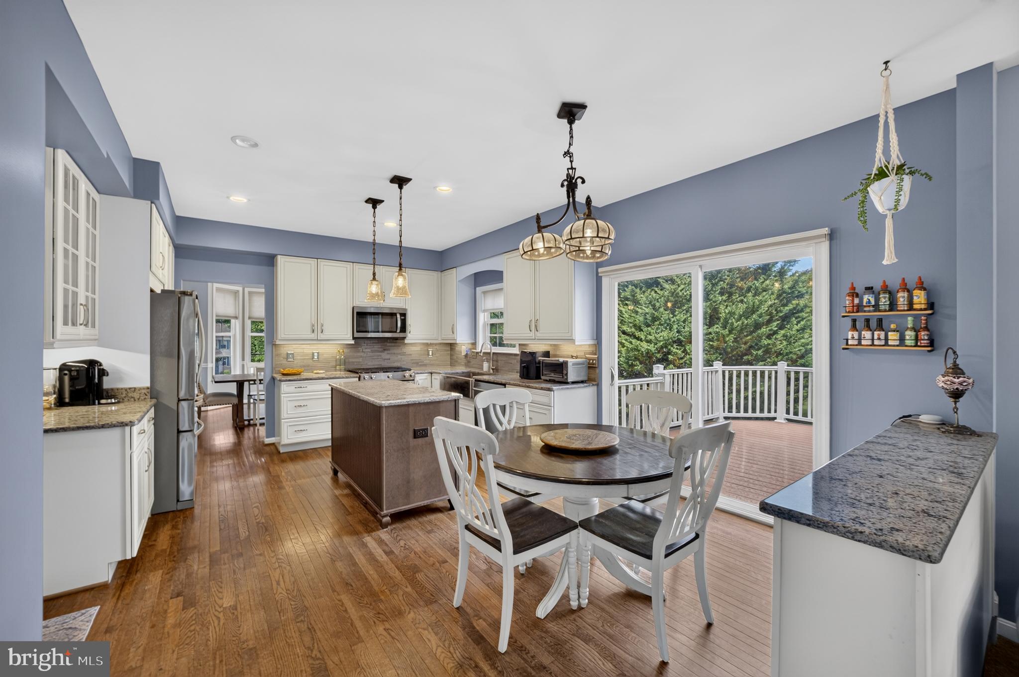 BRYNWOOD HILLS - Residential