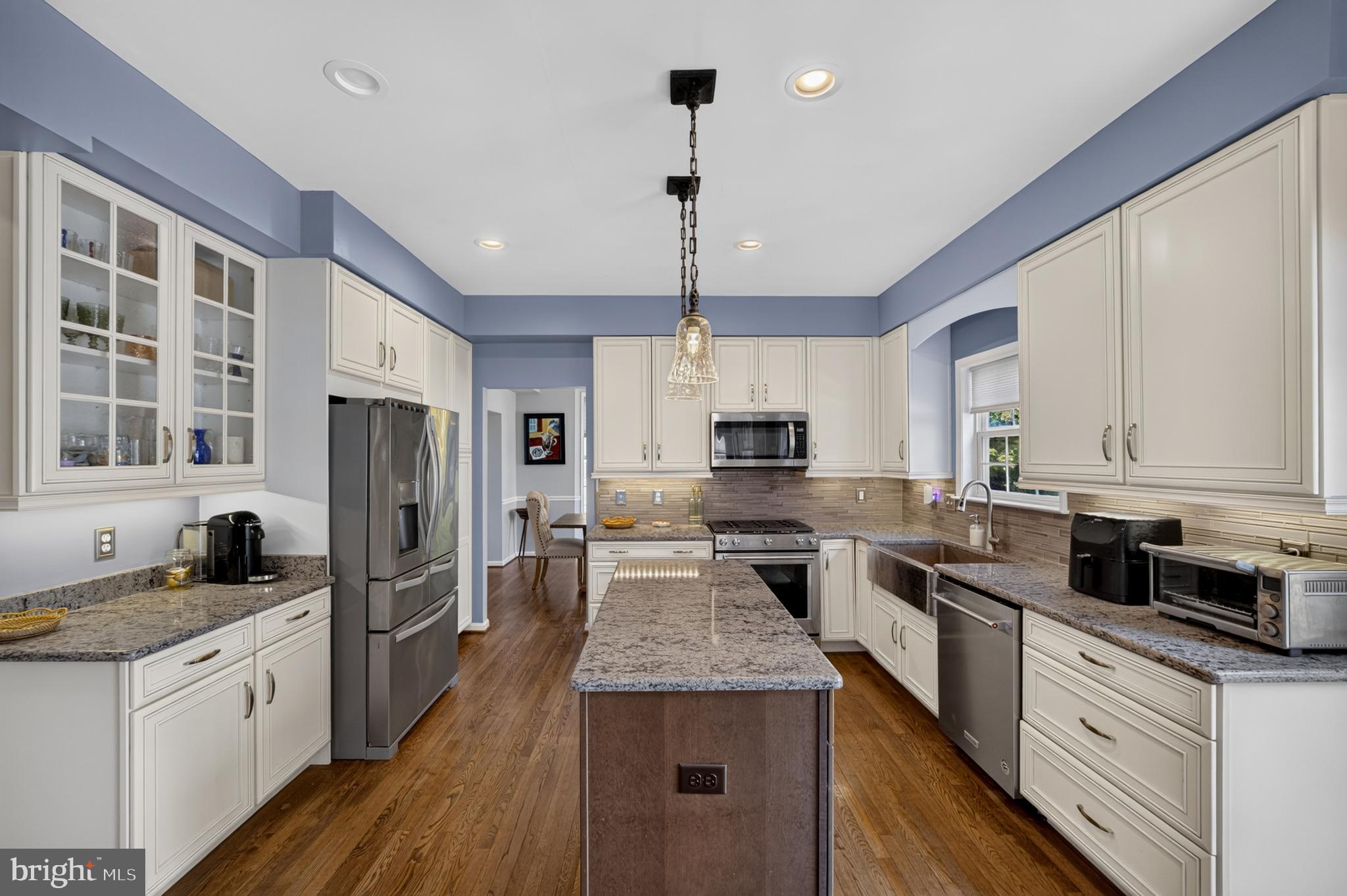 BRYNWOOD HILLS - Residential